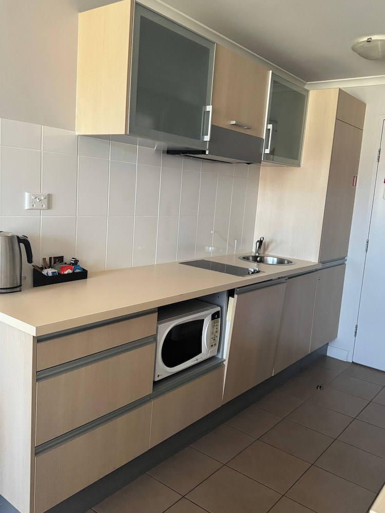 Classic Studio, Garden Area (Fire Stair Access), Dog Friendly - Photo 3