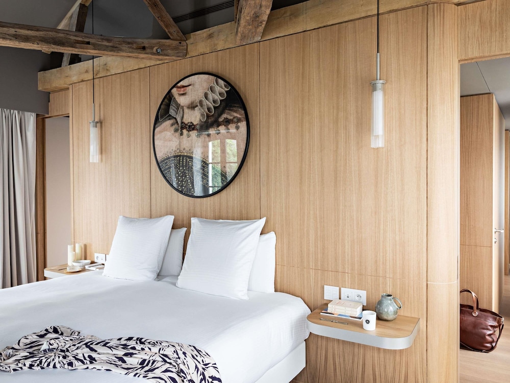 Suite, 1 King Bed (Margot) - Photo 1