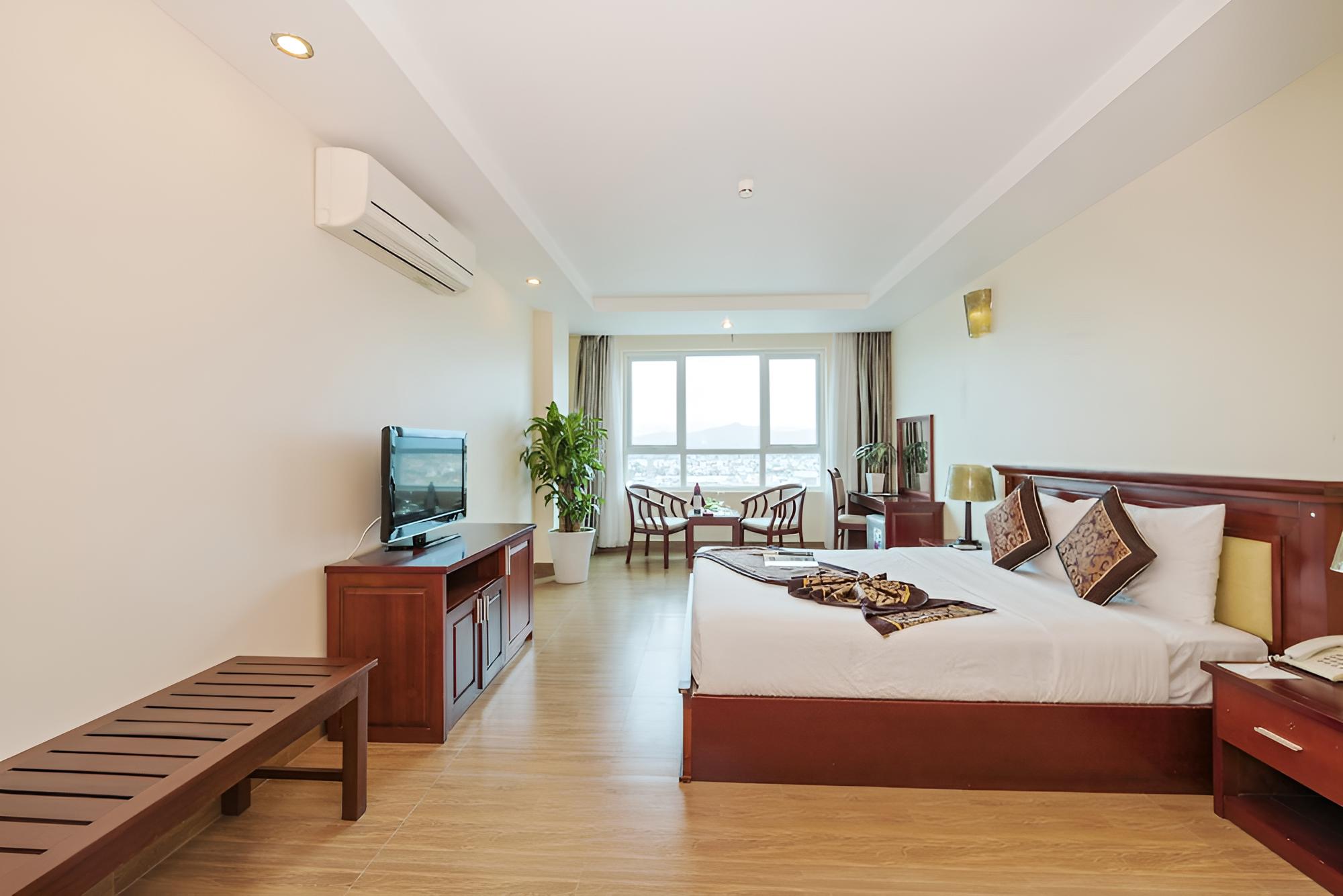 Standard Room, City View photo 2