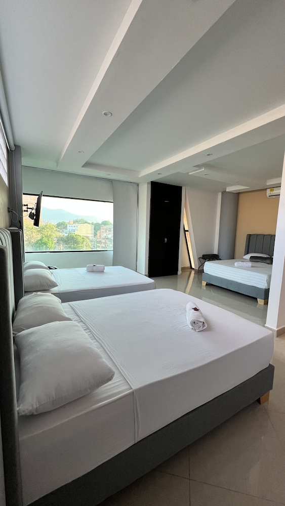 Deluxe Double Room, Multiple Beds - Photo 6