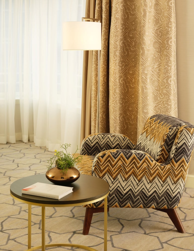 Junior Suite, 1 Bedroom - Photo 4