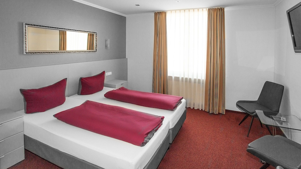 Classic Double Room, Private Bathroom (Teils Auch Als Ez Buchbar) - Photo 10