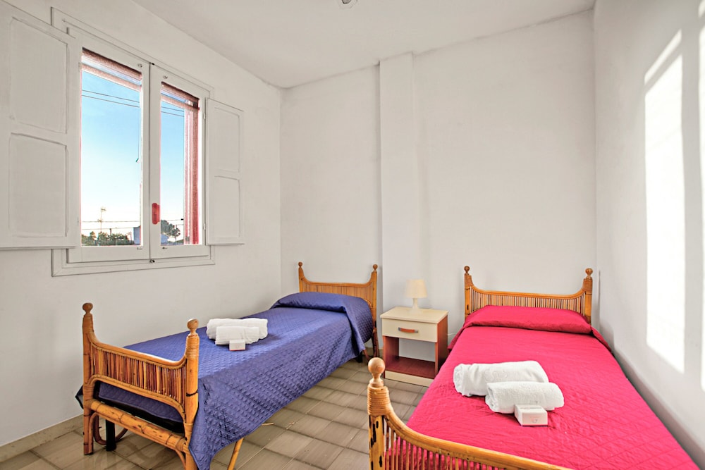 Standard Apartment, 3 Bedrooms (Waves Apartment 3 Sea View 100 M from)
