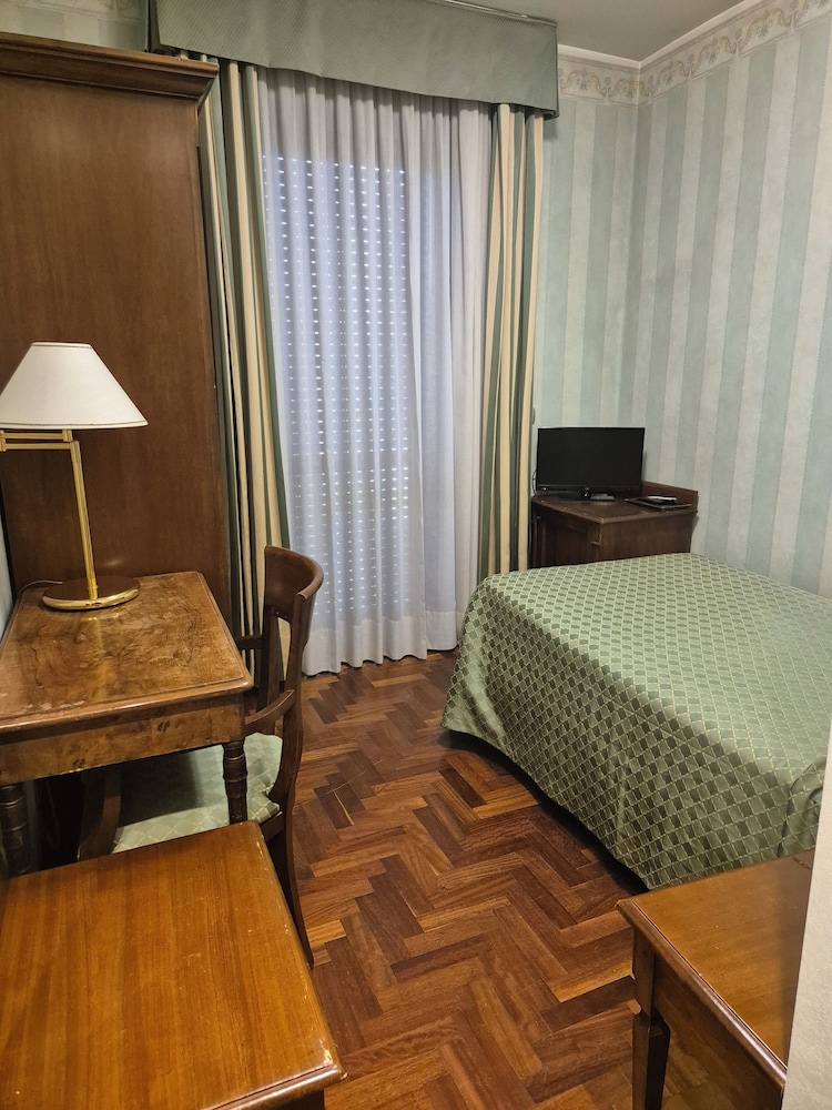 Basic Single Room