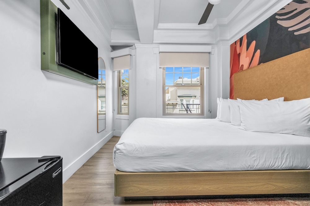 Room, 1 Queen Bed - Photo 1