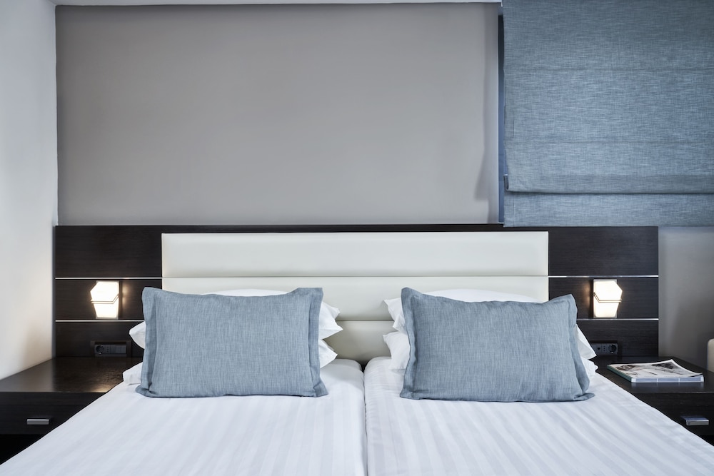 Family Deluxe Room - Photo 3