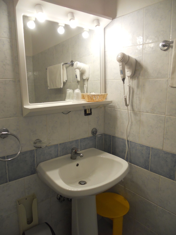 Comfort Double or Twin Room photo 2