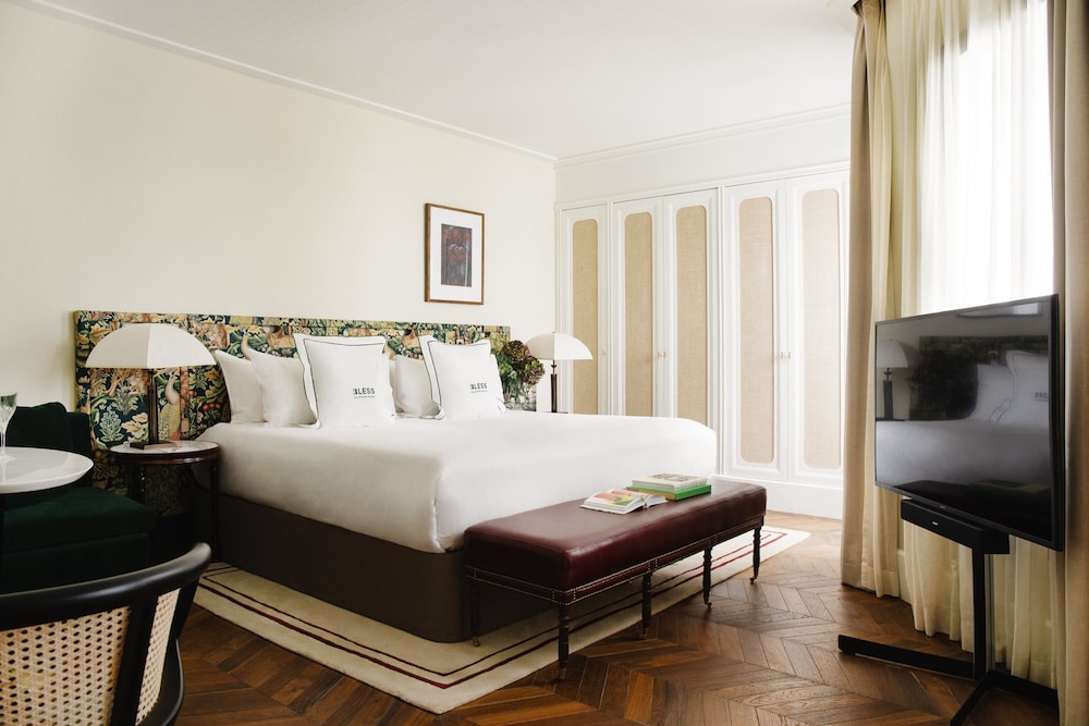 Deluxe Triple Family Room - Photo 3