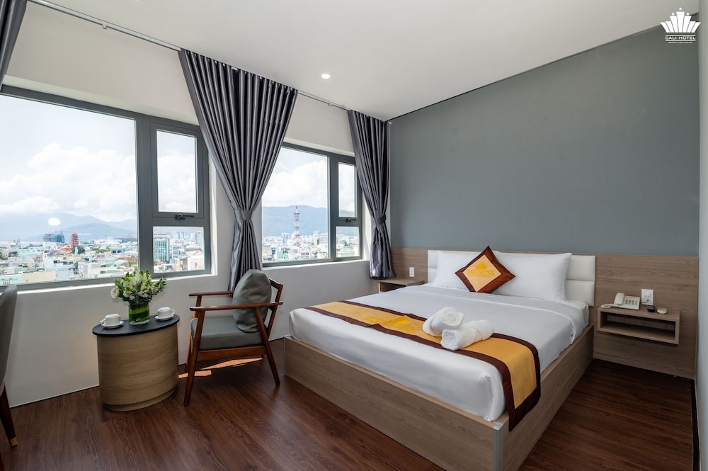 Luxury Room, City View