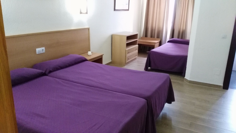 Triple Room photo 3