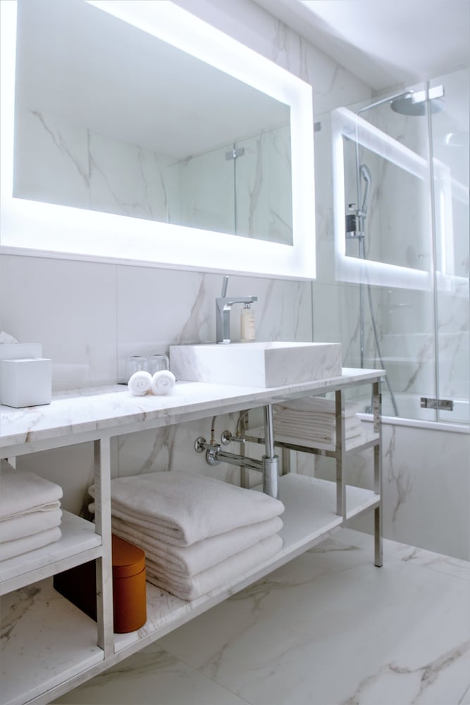 Family Suite - Photo 8