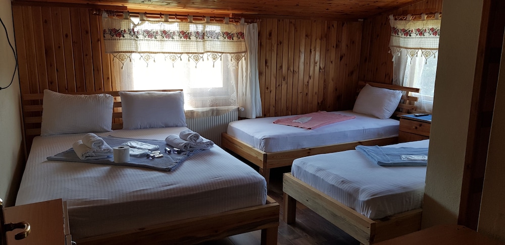 Standard Quadruple Room photo 1