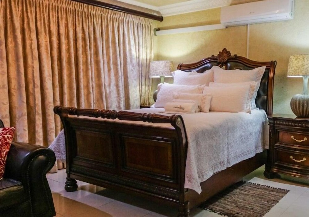 Deluxe Room photo 1