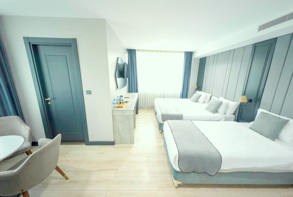 Superior Triple Room - Photo 7