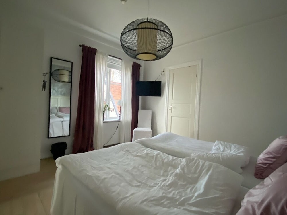 Classic Double Room - Room 5 photo 2