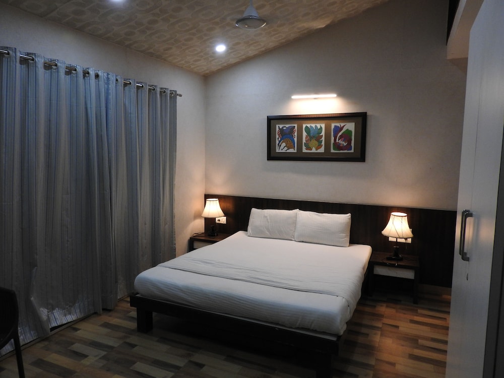 Villa photo 3
