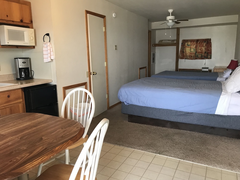 Traditional Double Room, 2 Queen Beds