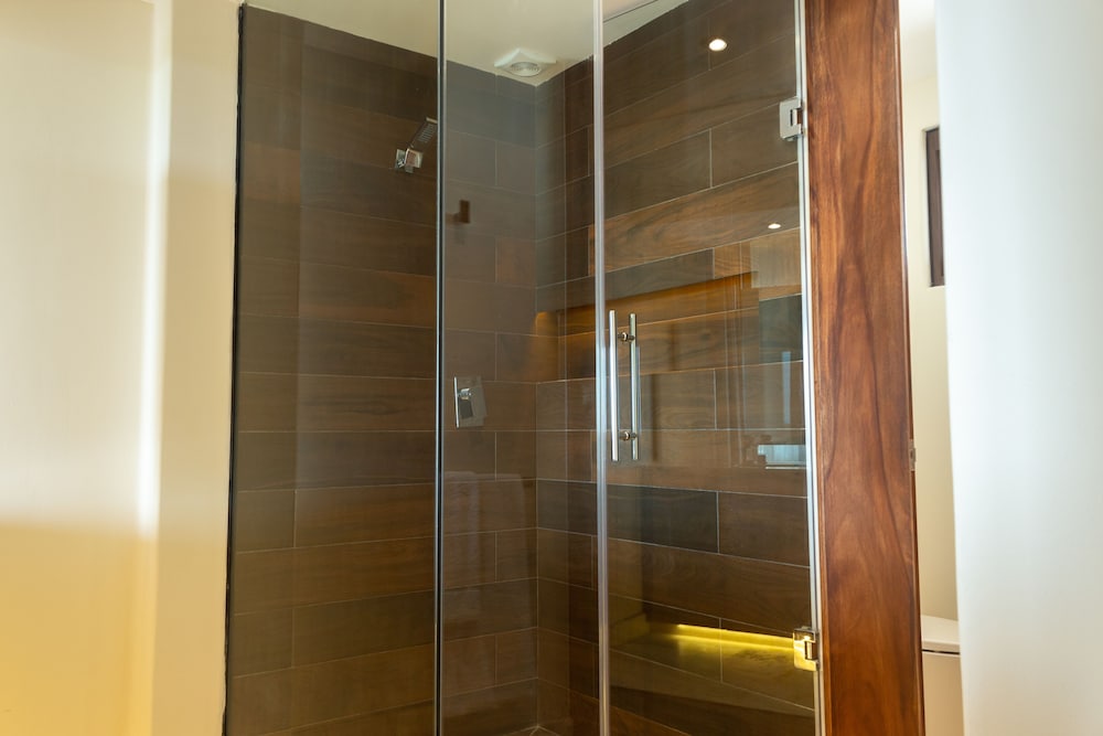 In Love Suite 1 King Bed With Terrace And Jacuzzi