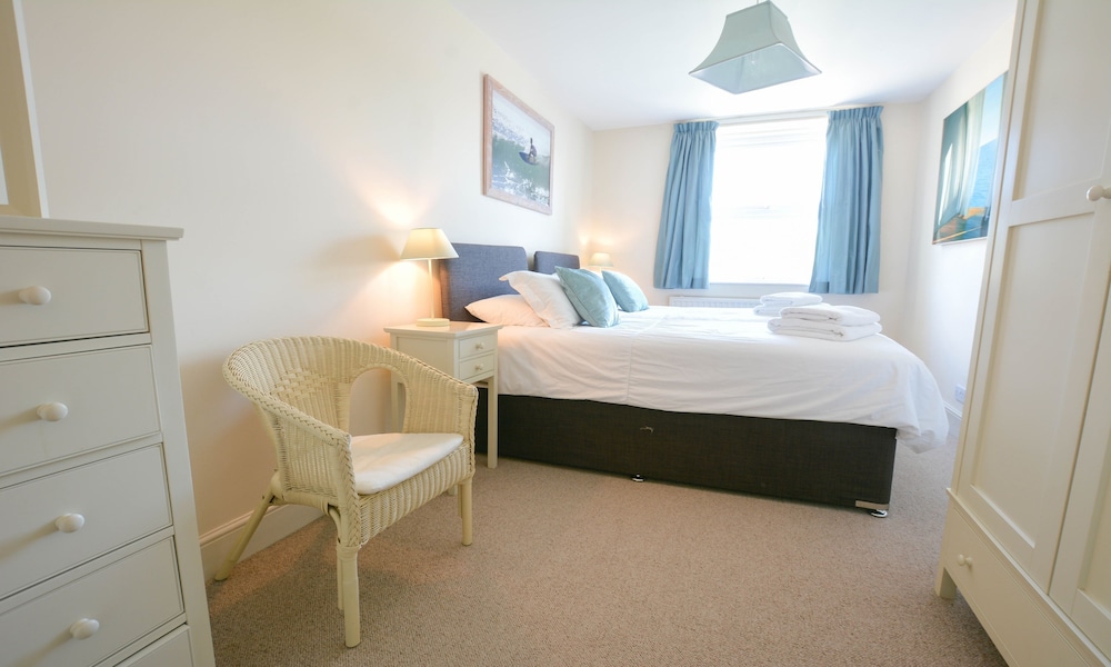 Cottage (4 Bedrooms) photo 1