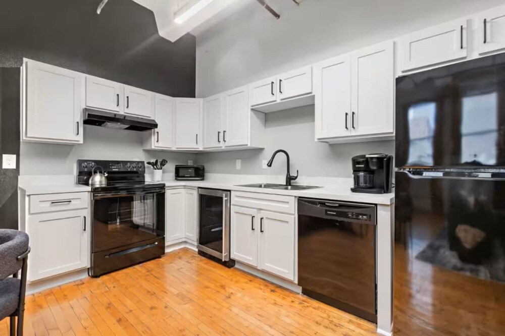 Apartment photo 2