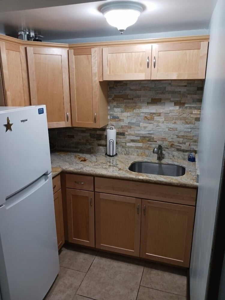 Signature Condo photo 3