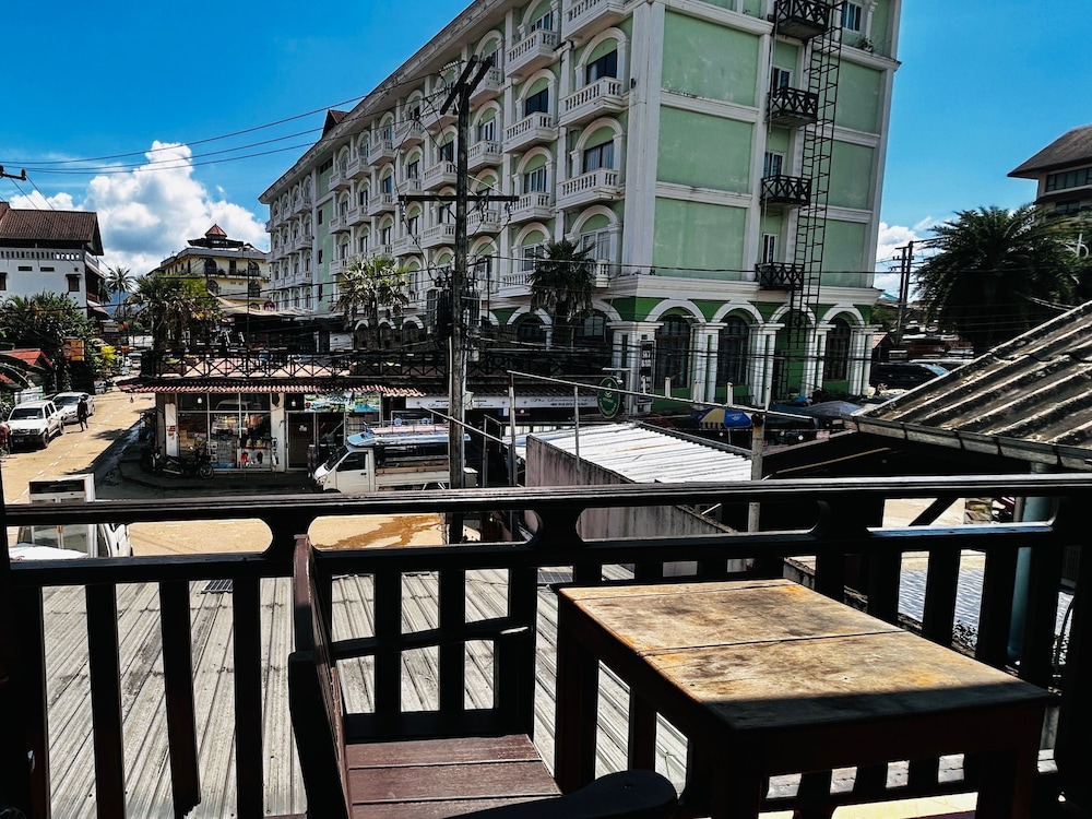Deluxe Double Room, Non Smoking, Balcony photo 2