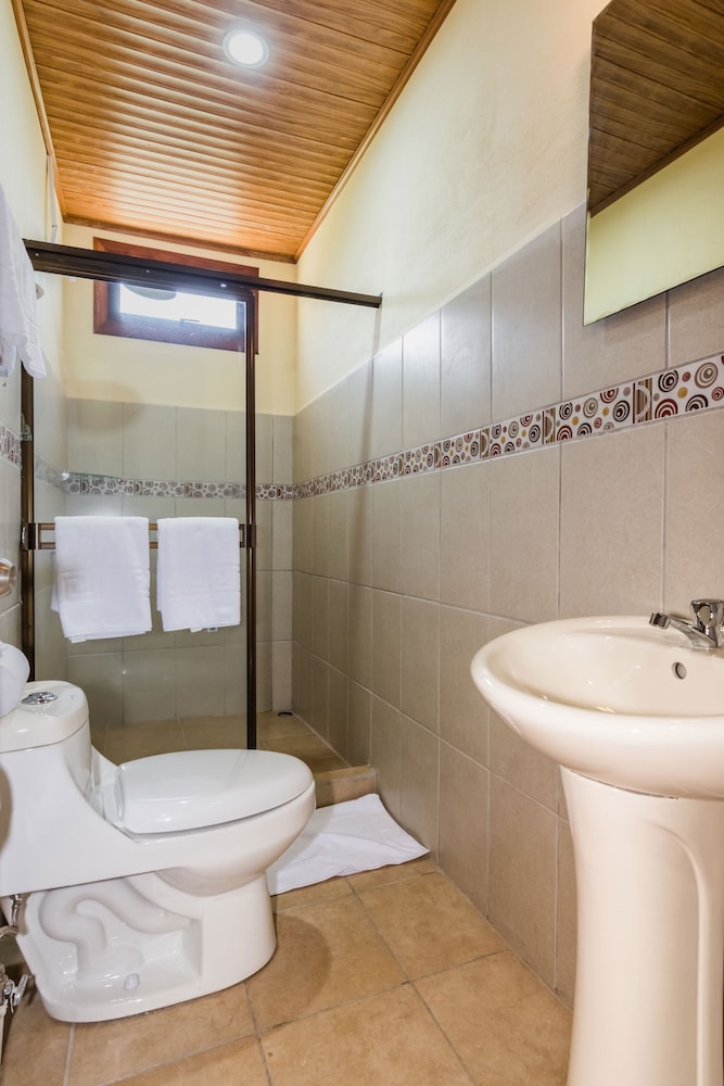 Budget Triple Room photo 2