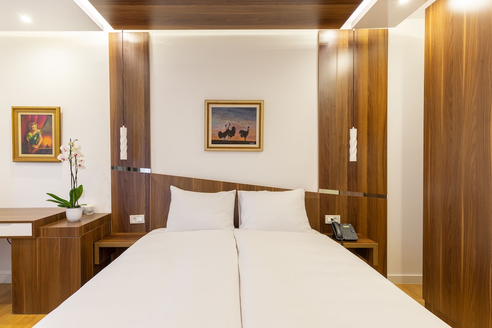 Deluxe Double Room photo 3