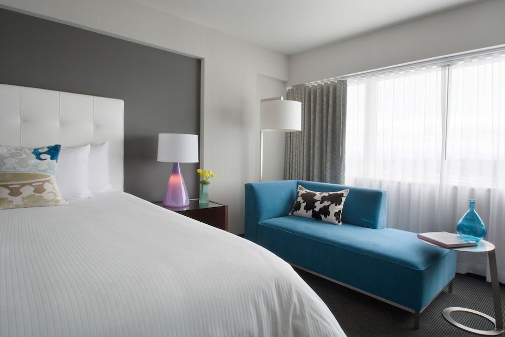 Executive Room, 1 King Bed - Photo 5