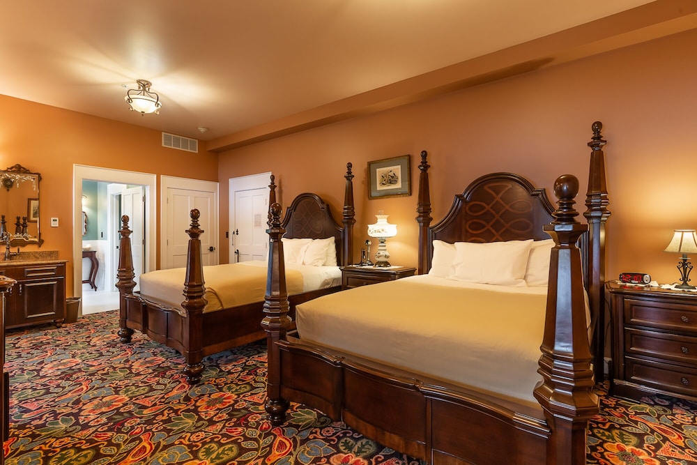 The Aviary Room photo 1
