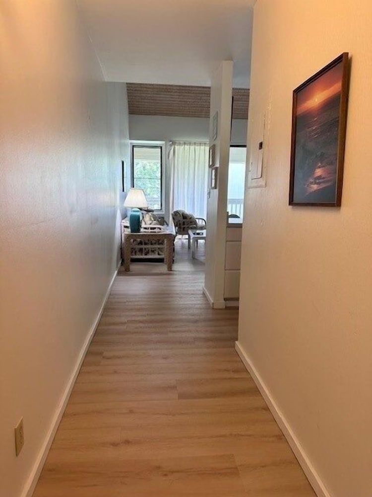 Condo, 1 Bedroom photo 1