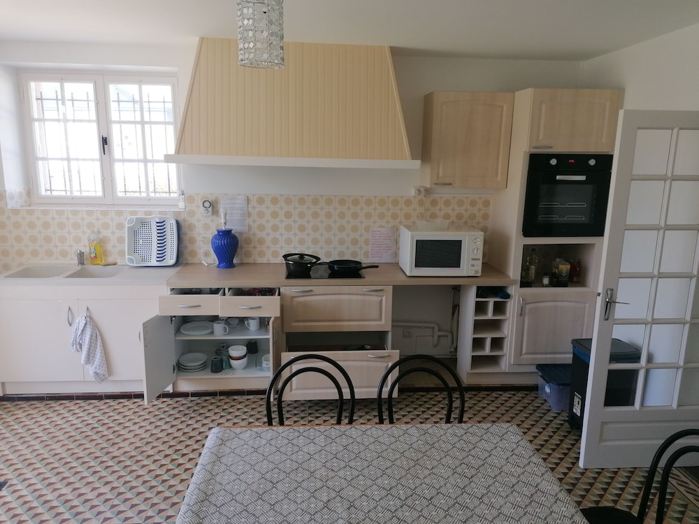 Basic Room photo 2