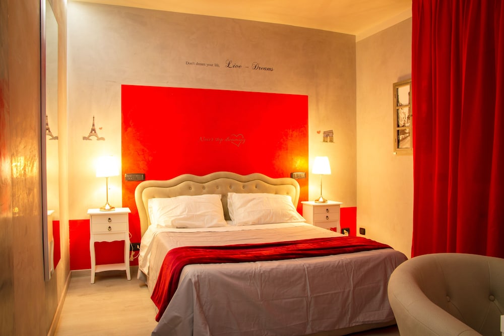 Deluxe Suite, 1 Bedroom, Jetted Tub, Tower photo 1