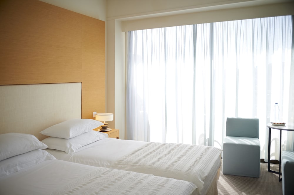 Double or Twin Room - Photo 4