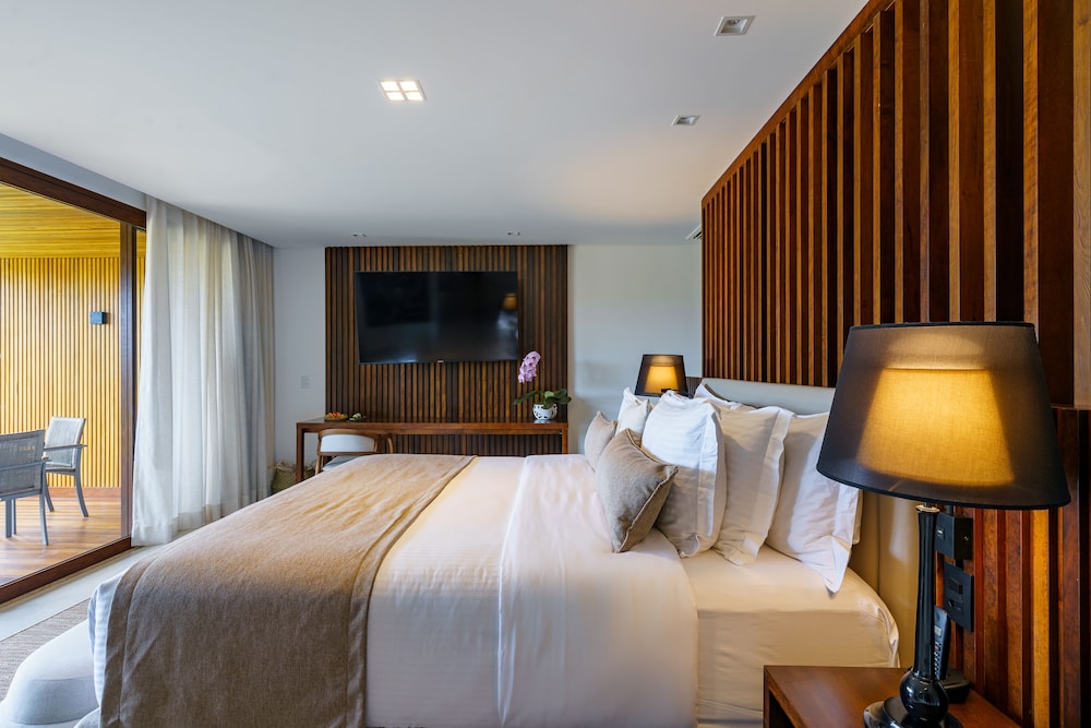 Luxury Room, Patio, Golf View - Photo 4