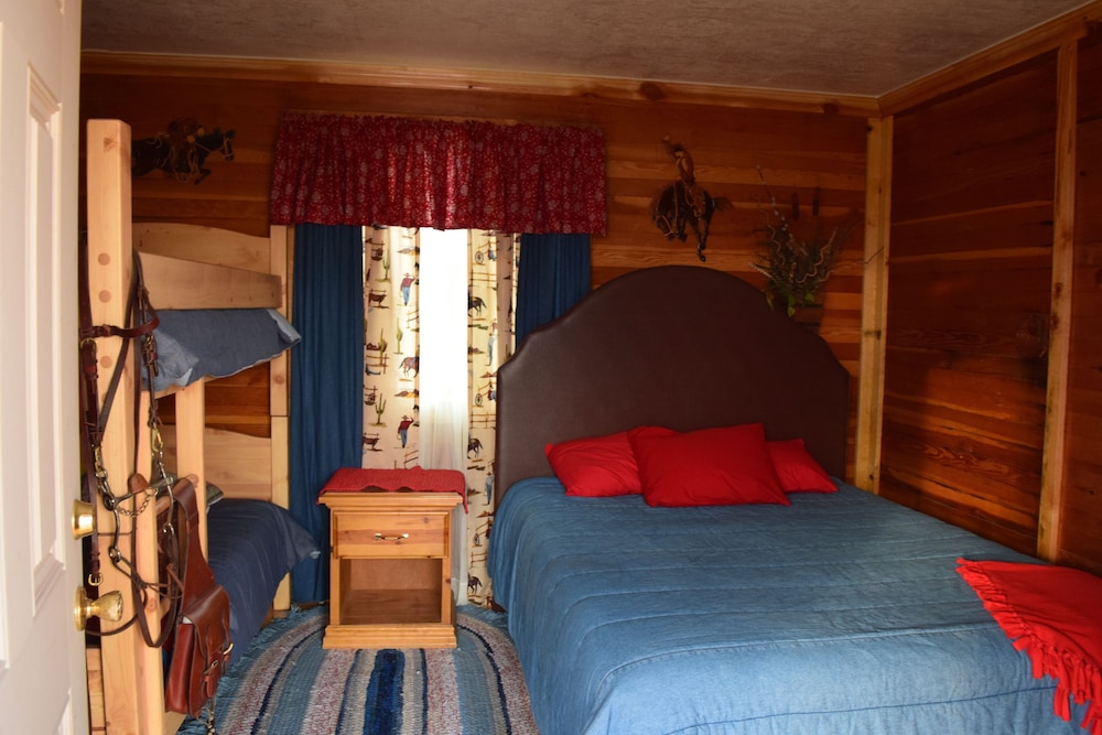 Cabin, Shared Bathroom photo 1