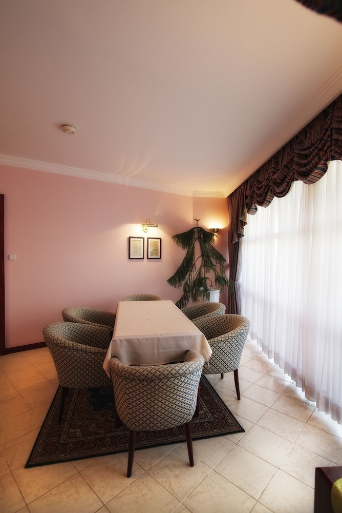 Presidential Suite, 1 Bedroom, City View photo 3