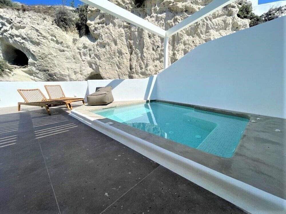 Suite with heated plunge pool - Photo 13