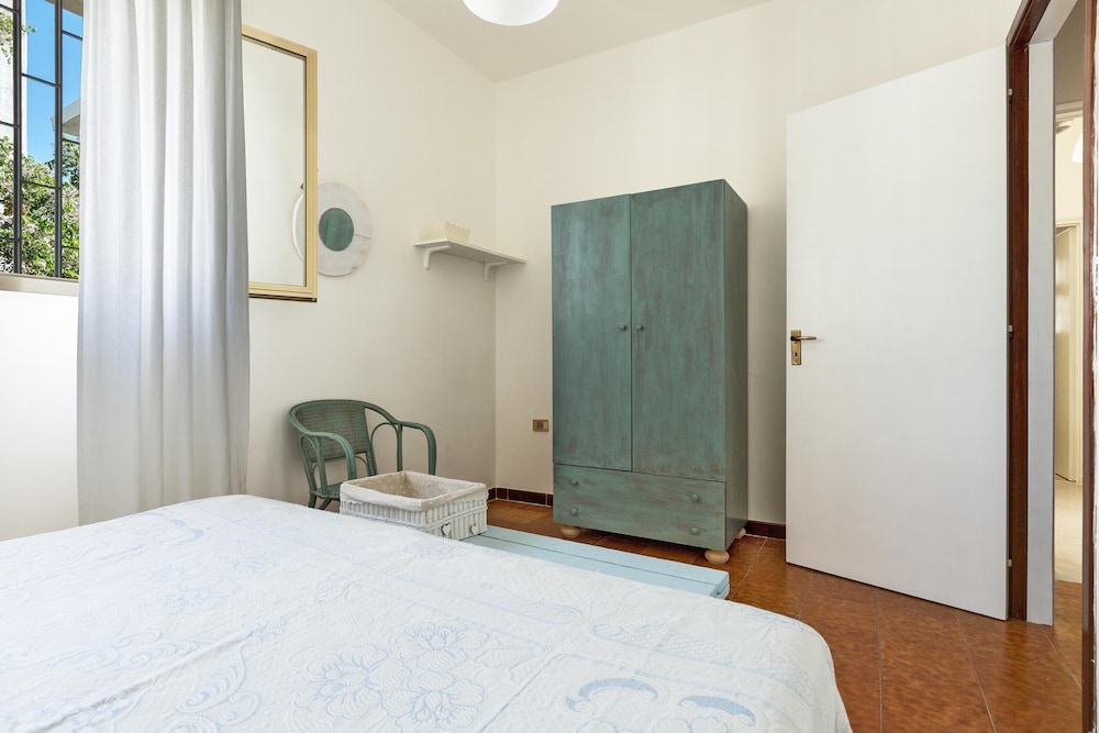 Villa photo 3