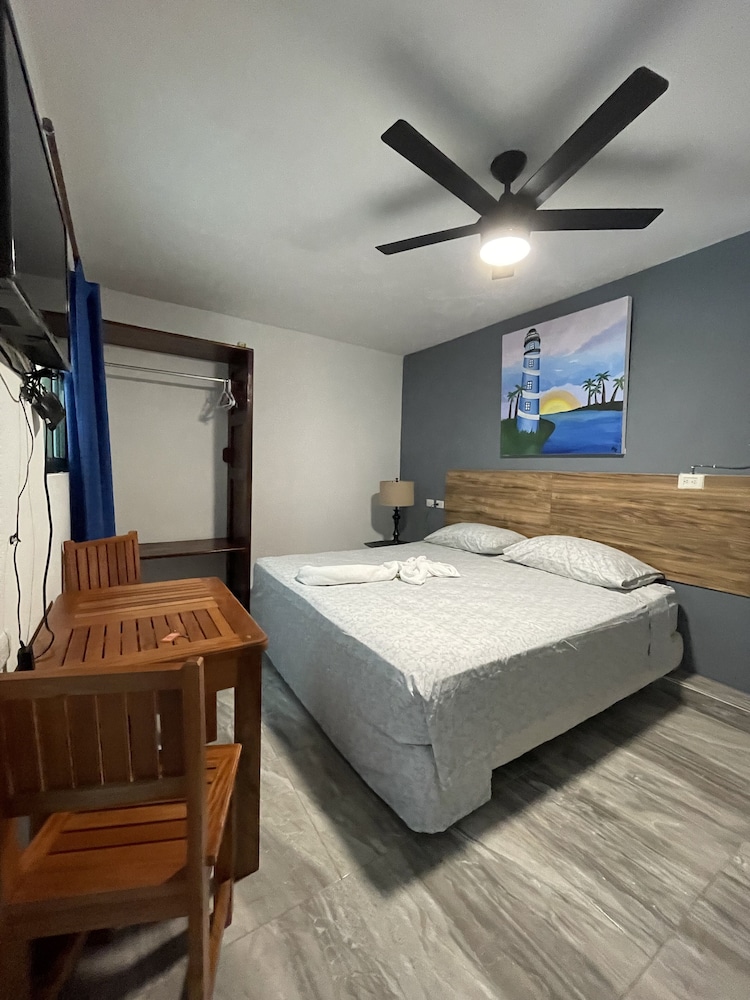 Economy Room photo 3