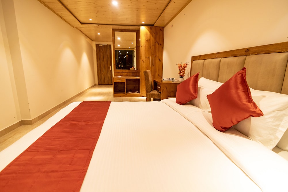 Classic Double or Twin Room