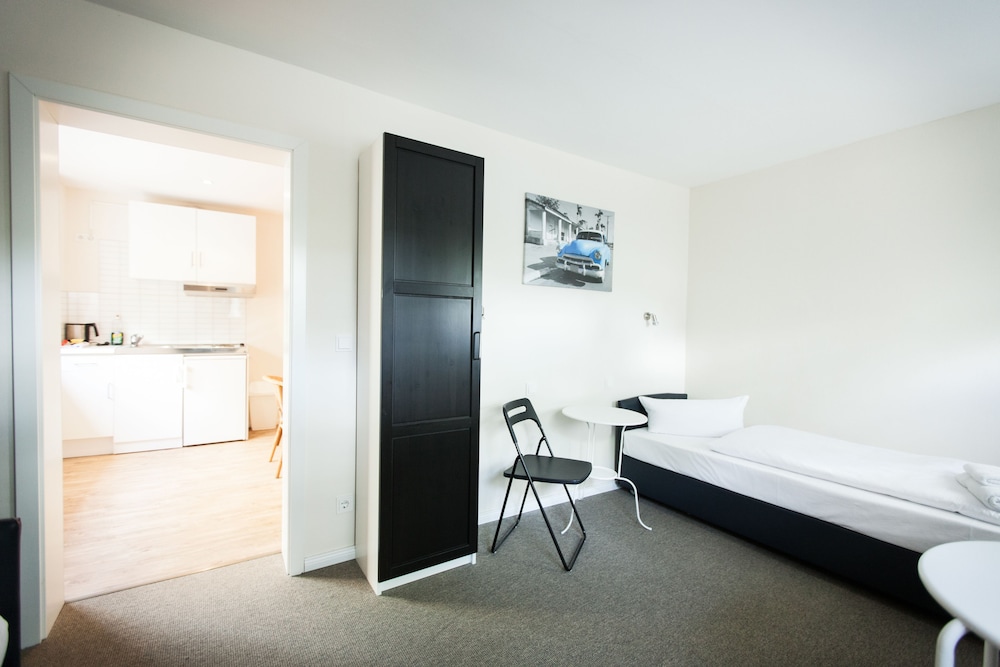 Apartment, 2 Bedrooms, Private Bathroom
