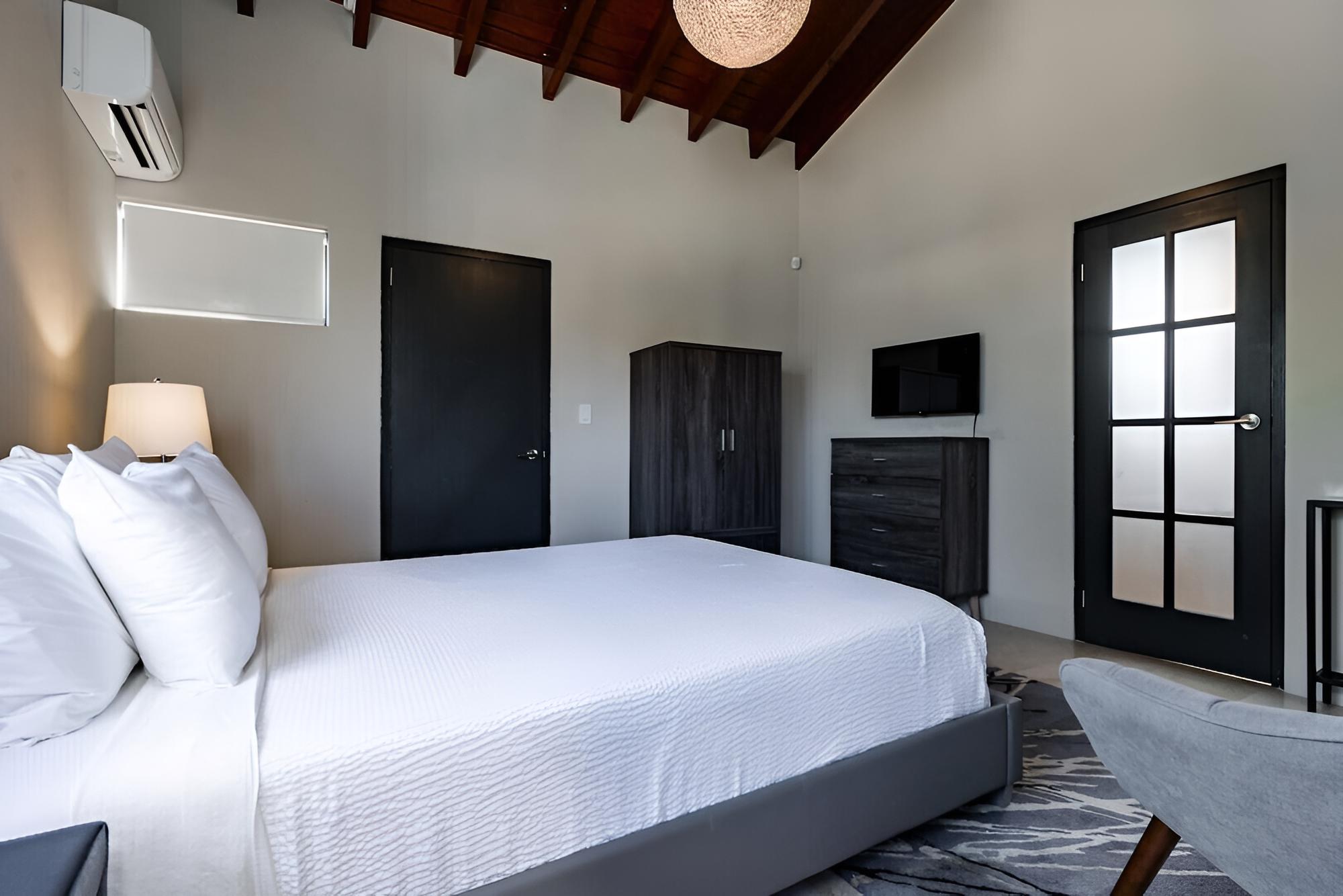 Villa (4 Bedrooms) photo 1
