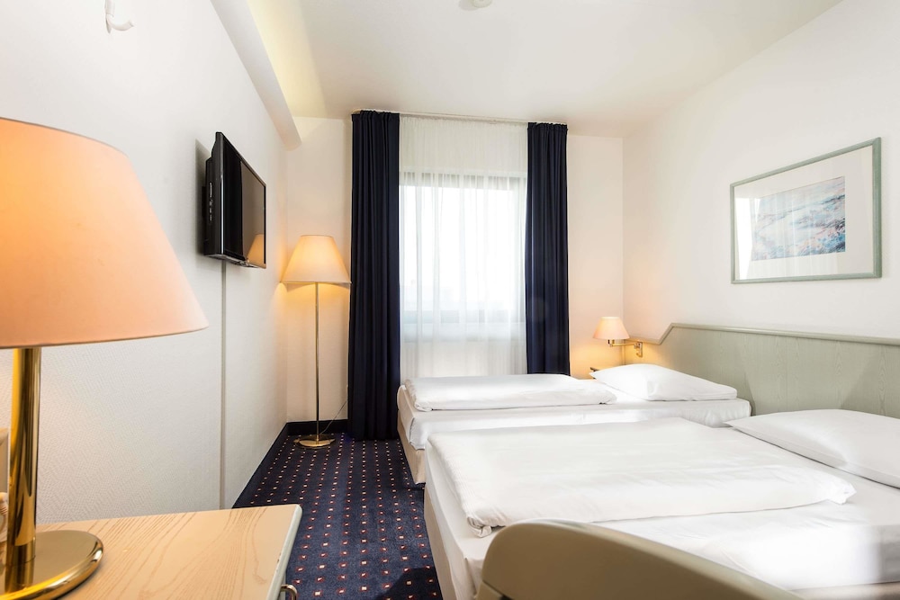 Standard Double Room - Photo 6