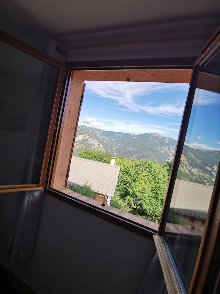 Triple Room, Mountain View photo 3