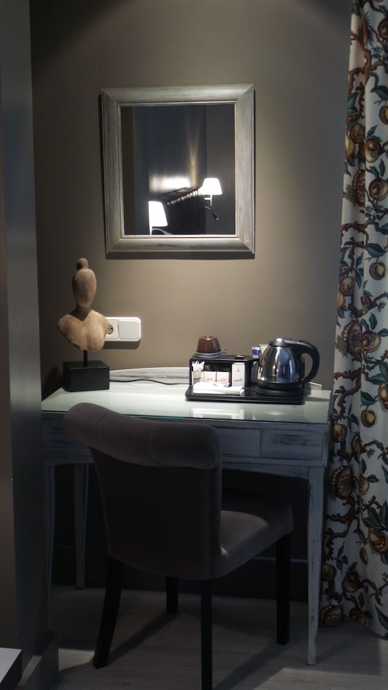 Double Room, 1 Double or 2 Twin Beds, Terrace - Photo 5