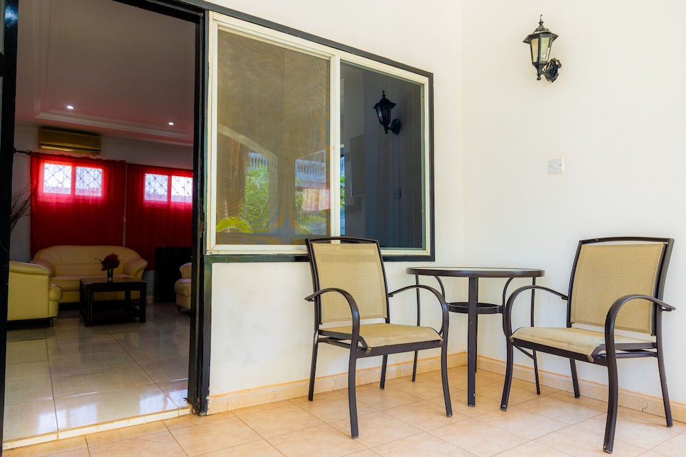 Deluxe Double Room, 1 Bedroom, Balcony, Garden View photo 2