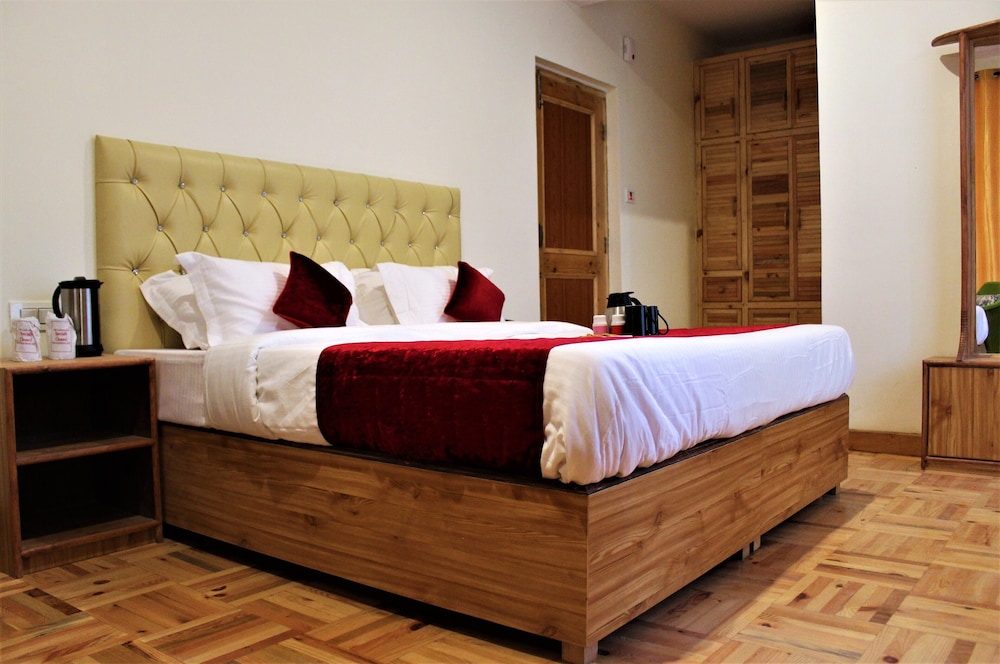 Premium Room - Photo 31