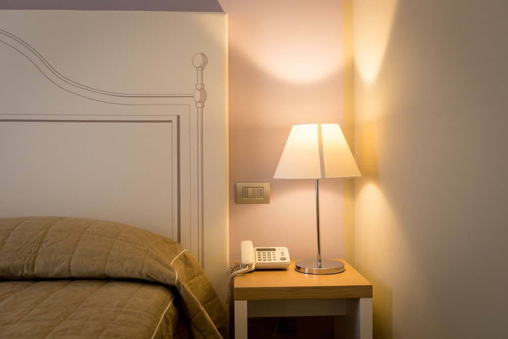 Deluxe Double Room Single Use, 1 Bedroom photo 2