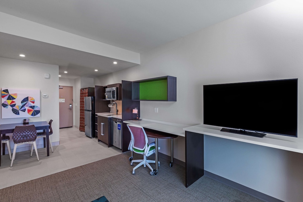 Suite, 1 Bedroom, Non Smoking - Photo 3